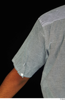 Garson arm grey shirt shoulder 0003.jpg